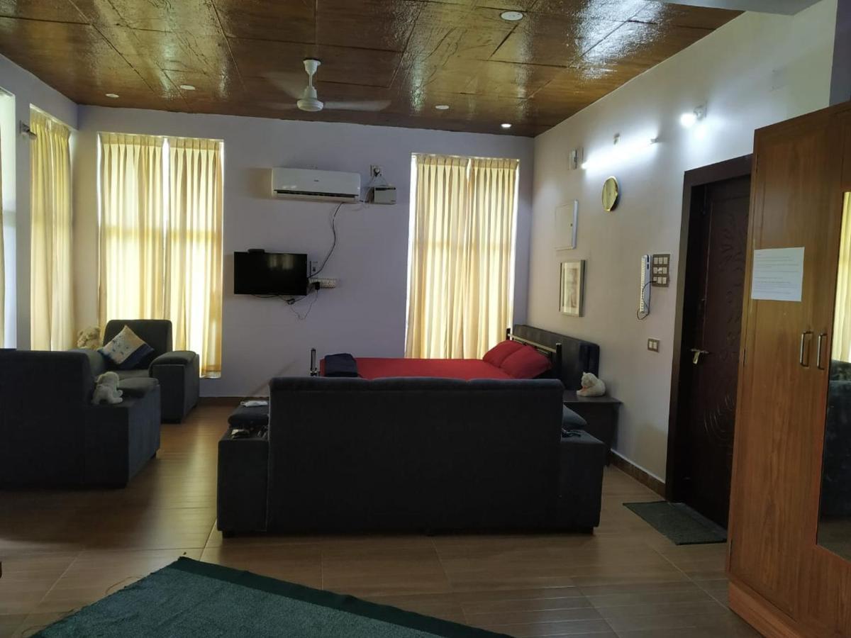 Waves Beach House Pondichéry Extérieur photo