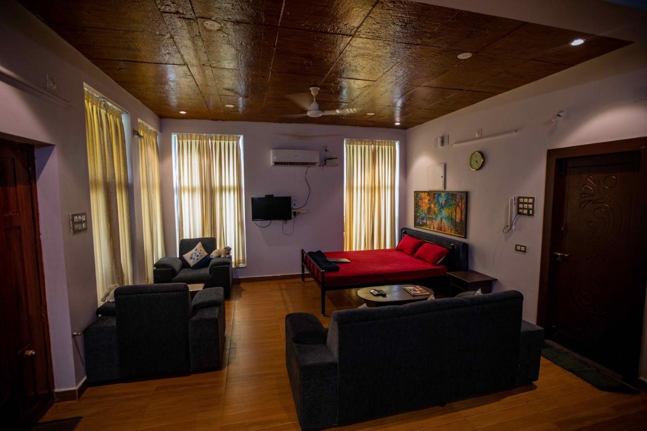 Waves Beach House Pondichéry Extérieur photo