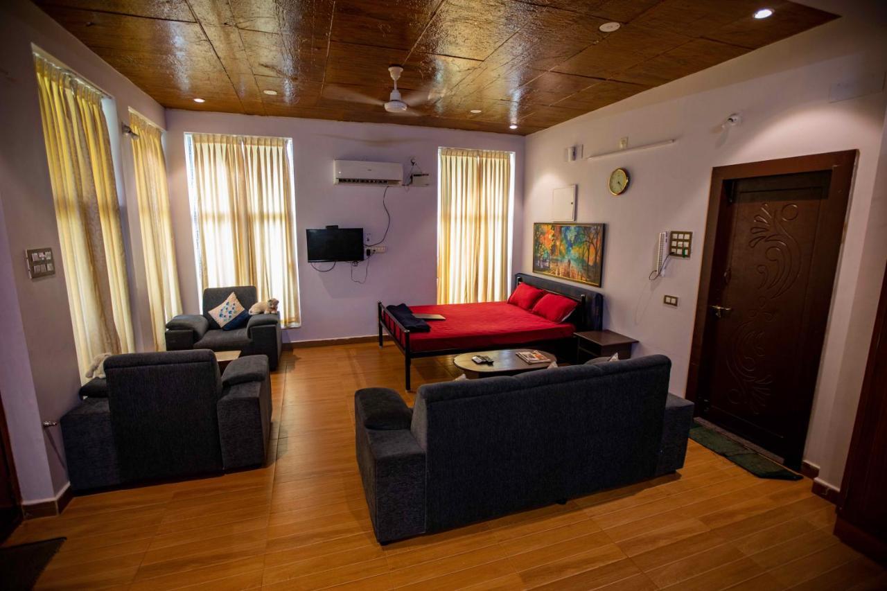 Waves Beach House Pondichéry Extérieur photo