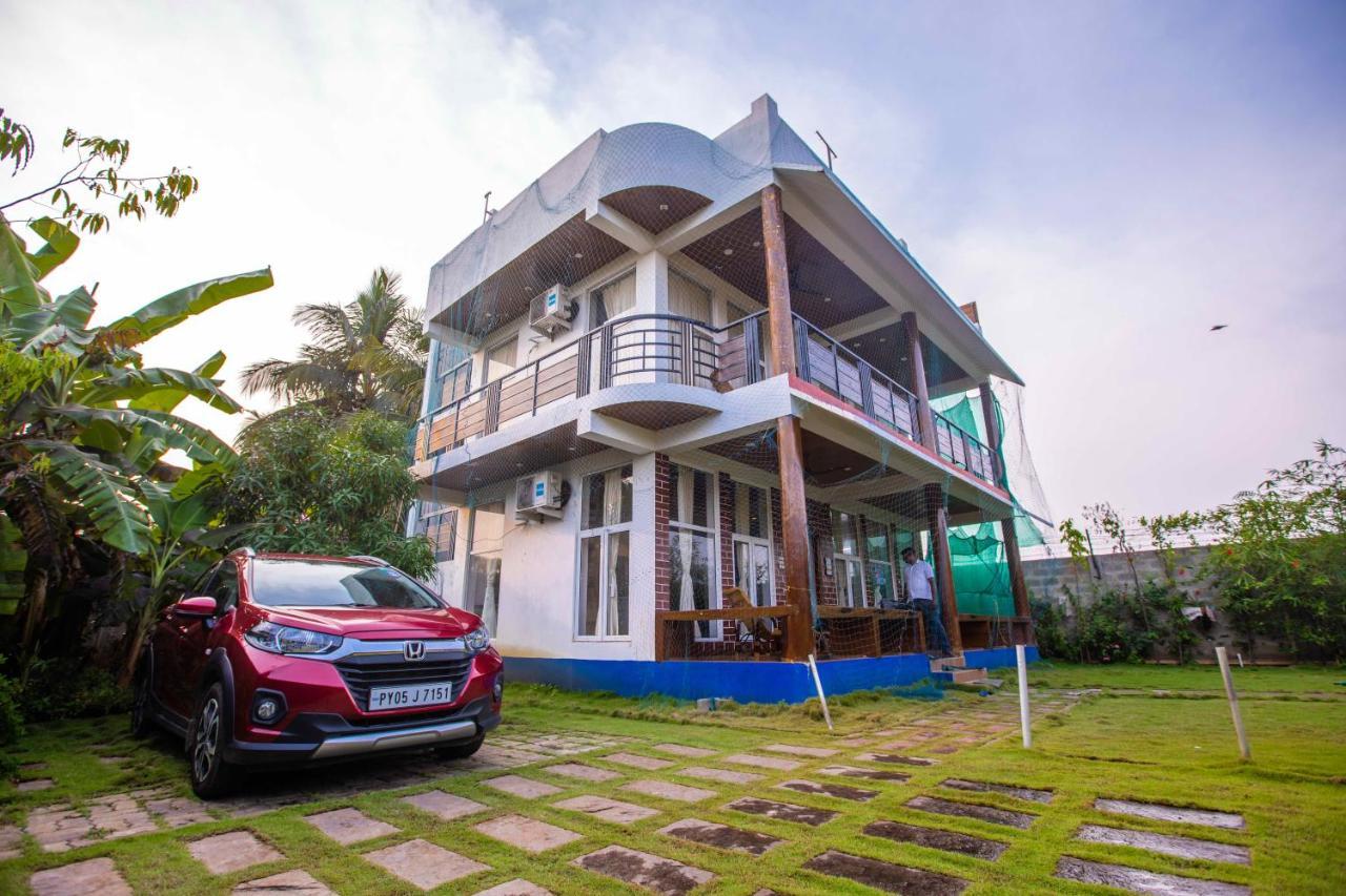 Waves Beach House Pondichéry Extérieur photo