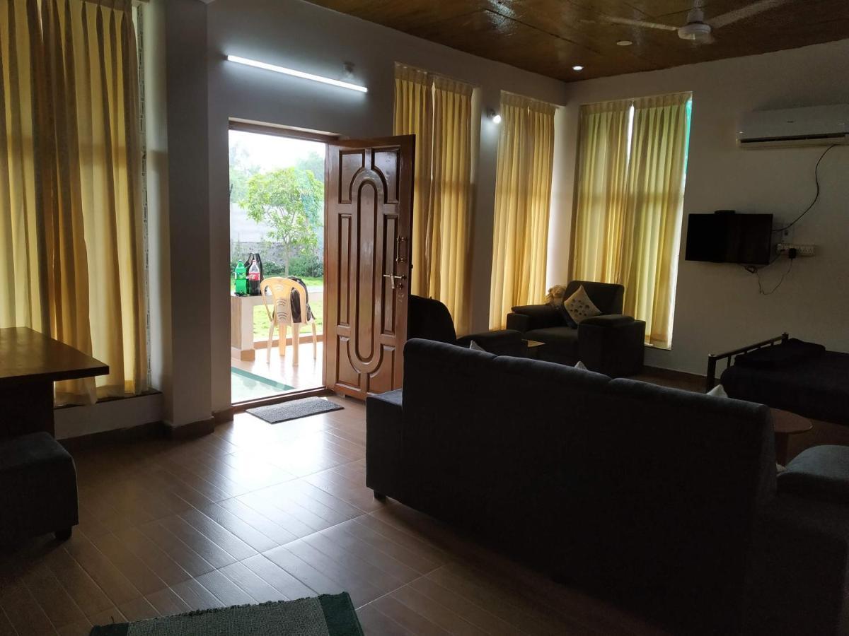 Waves Beach House Pondichéry Extérieur photo