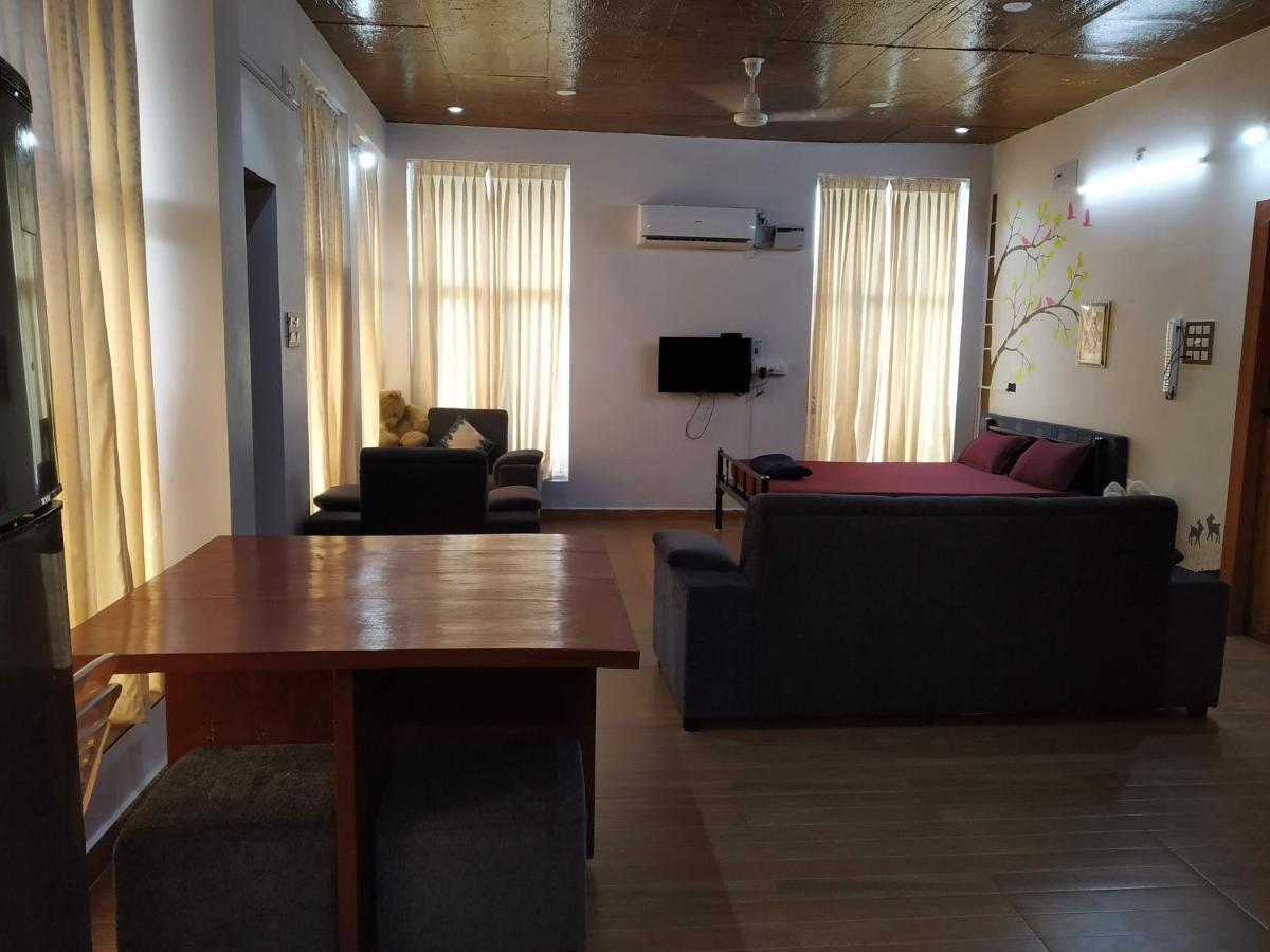 Waves Beach House Pondichéry Extérieur photo